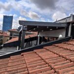 aplicação de pérgola móvel e varanda de vidro5